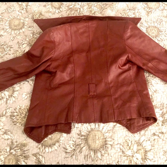 Red Vintage Italian Leather Jacket - Picture 10 of 11
